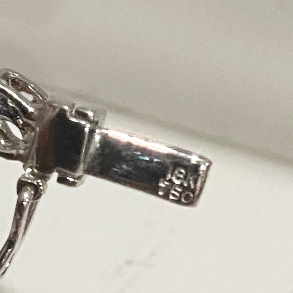 18k White Solid Gold Ruby/ Diamond Bracelet estimated evaluated over 13k - Picture 6 of 10